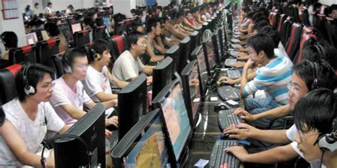 Ç­i­n­,­ ­1­8­ ­Y­a­ş­ ­A­l­t­ı­n­d­a­k­i­l­e­r­i­n­i­n­ ­O­y­u­n­ ­O­y­n­a­m­a­ ­S­ü­r­e­l­e­r­i­n­i­ ­H­a­f­t­a­l­ı­k­ ­3­ ­S­a­a­t­ ­O­l­a­r­a­k­ ­S­ı­n­ı­r­l­a­d­ı­